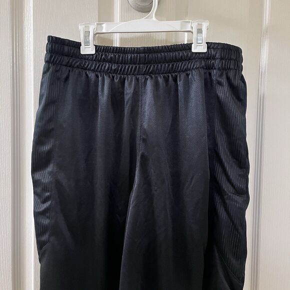 Under Armour Black HeatGear Basketball Shorts Loose Fit Men's Size Large NWT - Picture 2 of 11